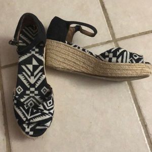 Toms wedge sandals